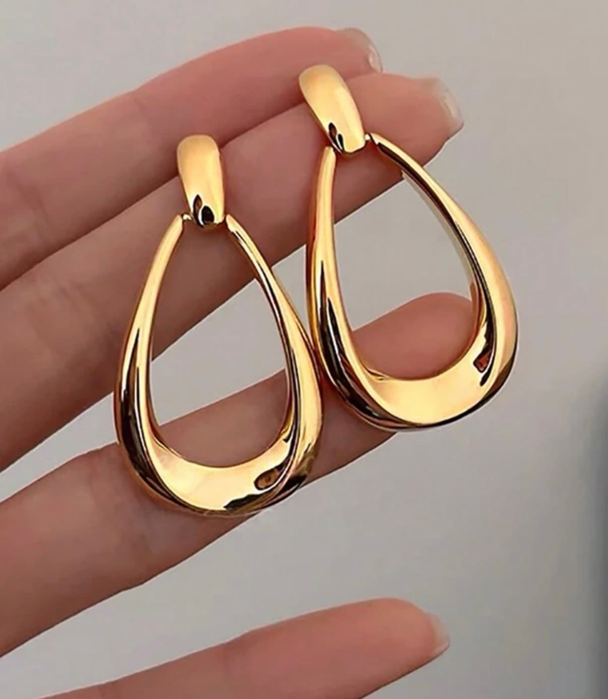 Pendientes Doradas
